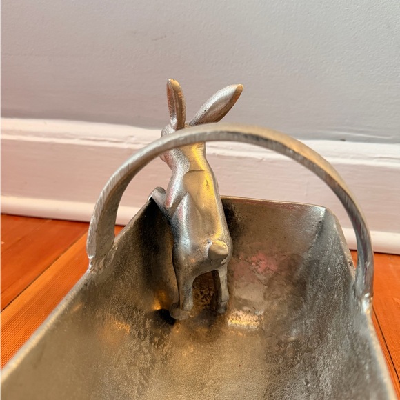 Silver Bunny Basket - Picture 3 of 7